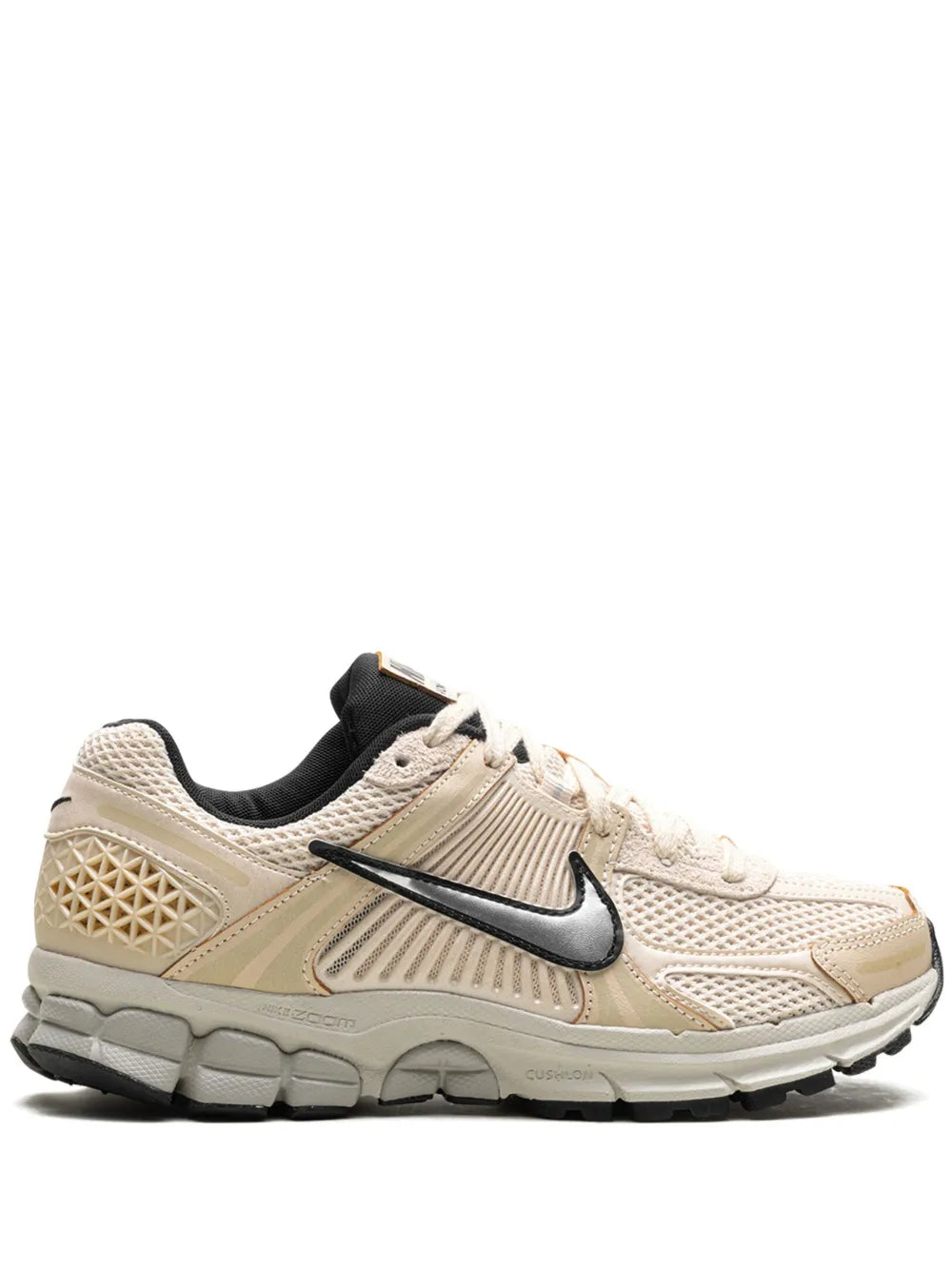 Nike Zoom Vomero 5 "Pearl White/Light Bone/Light Iron Ore/Chrome" sneakers