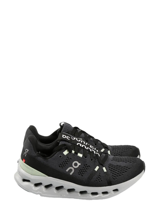 On Running On Cloud Surfer trainers 