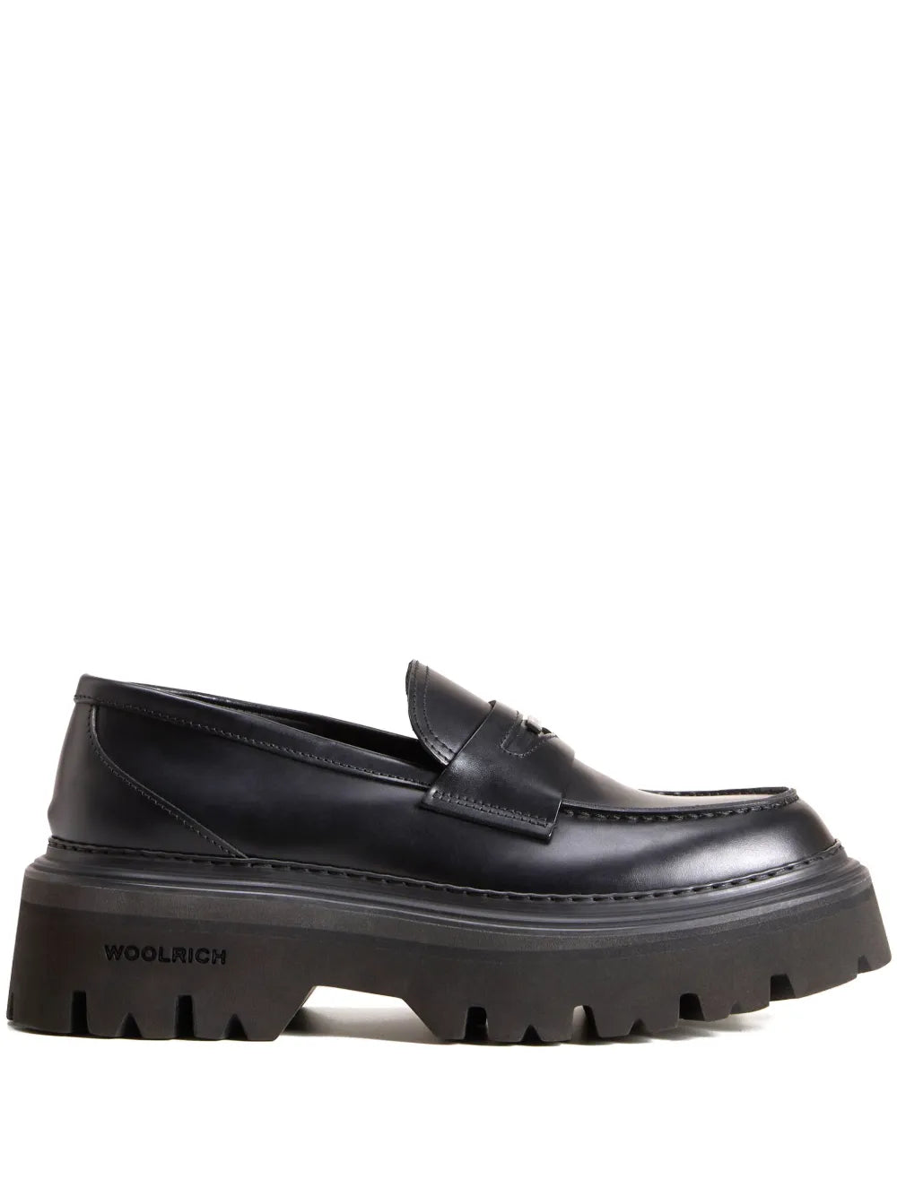 Woolrich round toe leather loafers 