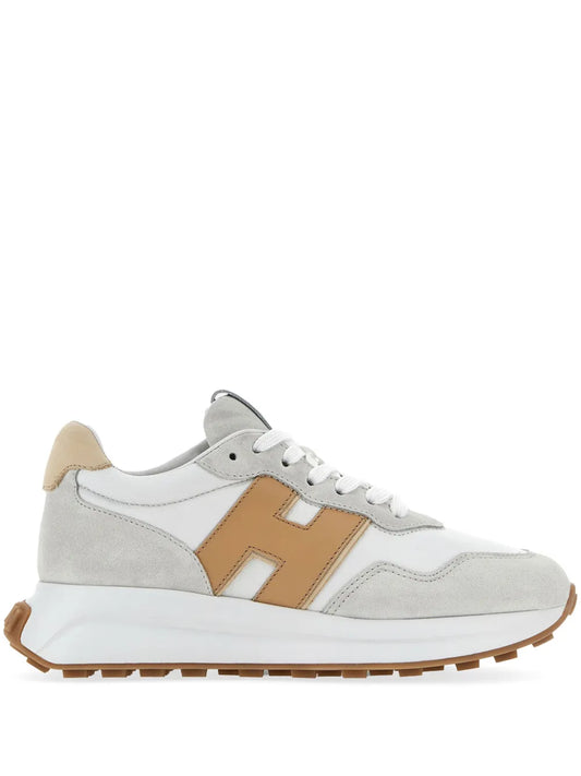 Hogan logo-patch sneakers