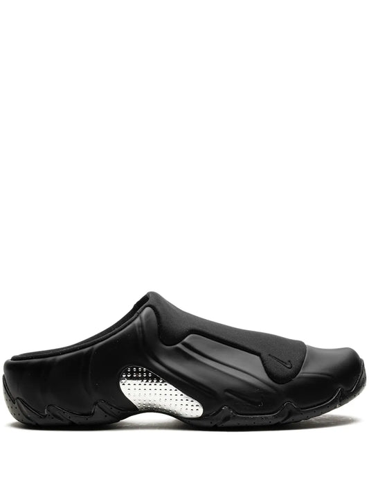 Nike Clogposite "Triple Black"