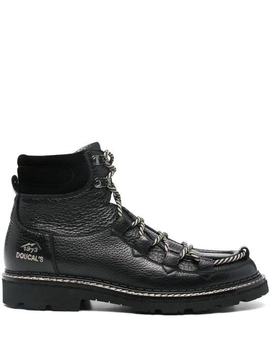 Doucal's lace-up boots