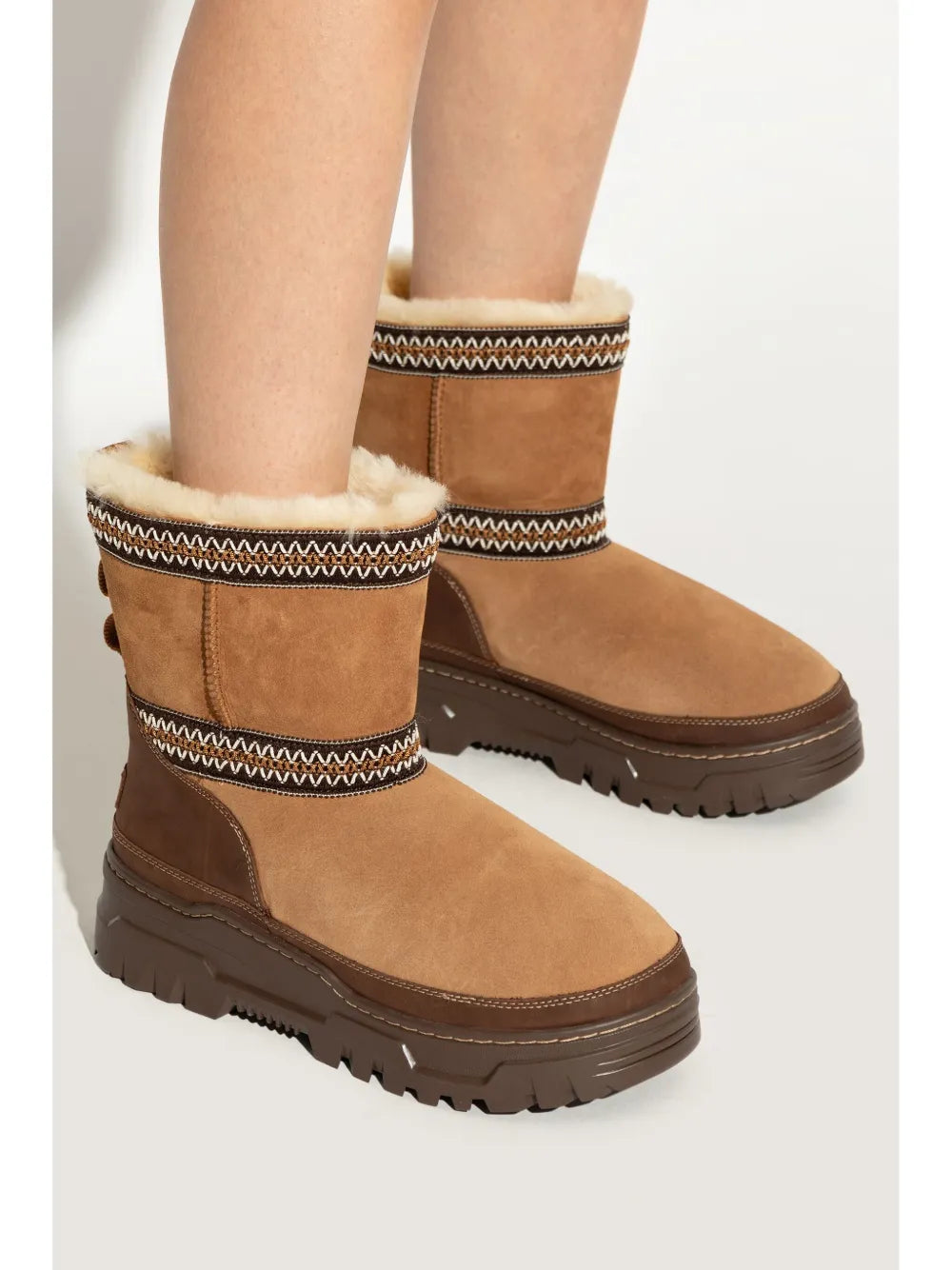 UGG Mini TrailGazer boots