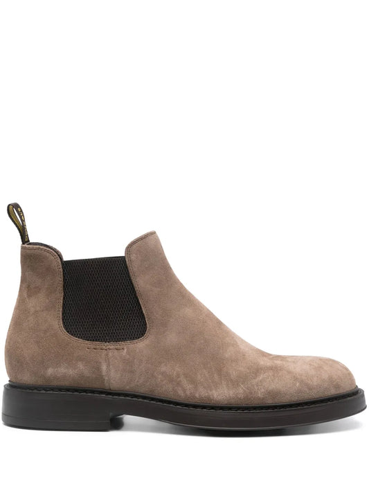 Doucal's suede ankle boots