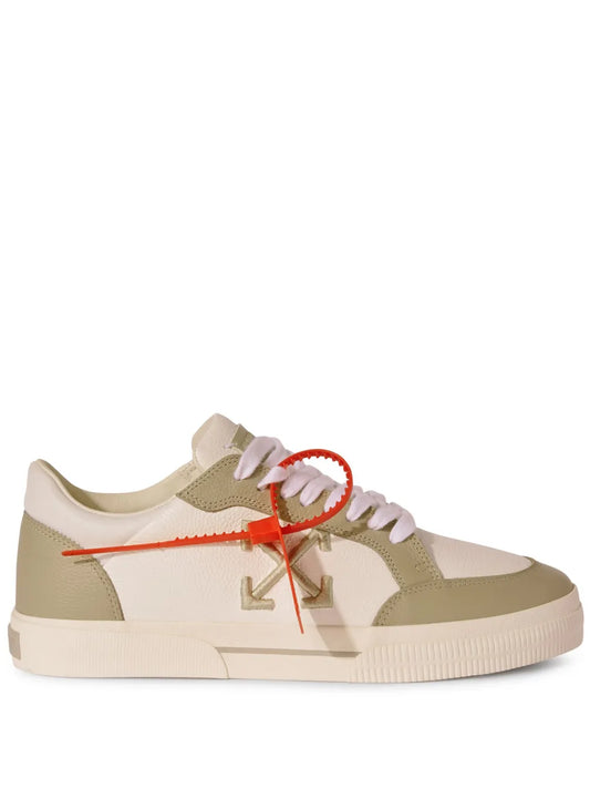 Off-White New Vulcanized sneakers 
