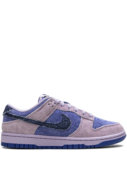 Nike Dunk Low SE "Hydrangeas" sneakers