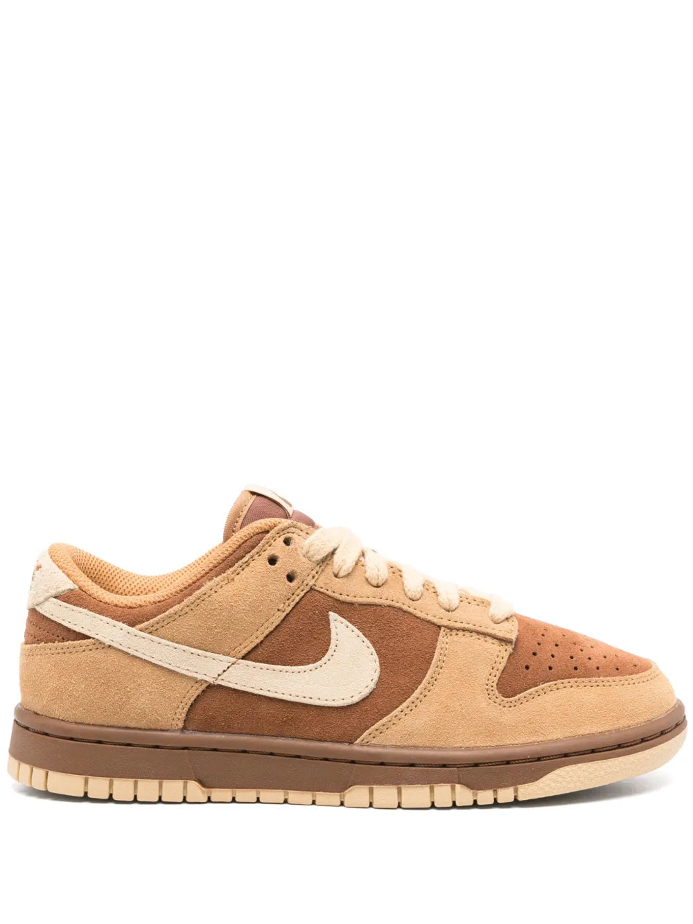 Nike Dunk Low sneakers