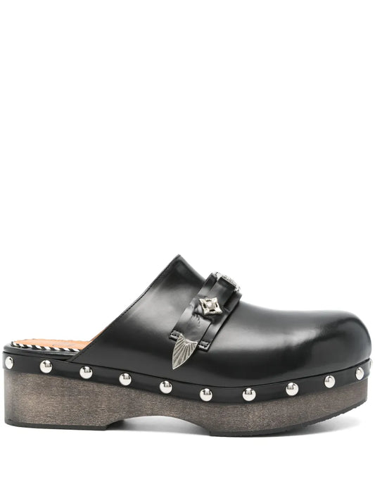 Toga Virilis strap-detail clogs