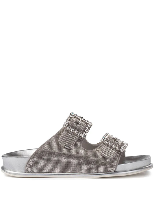 Le Silla Poolside slides